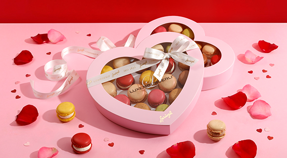 Luxemburgerli heart gift box